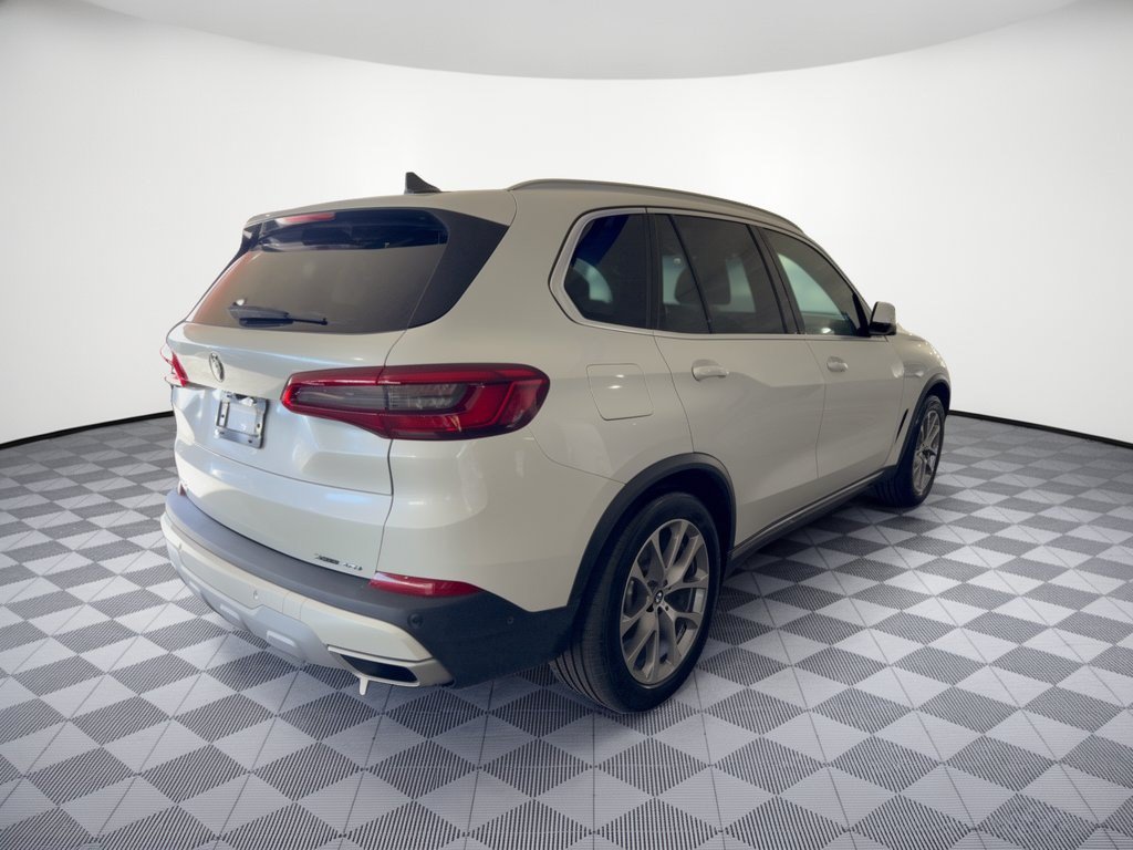 Used 2019 BMW X5 xDrive40i w/ Executive Package AWD/4WD image 8