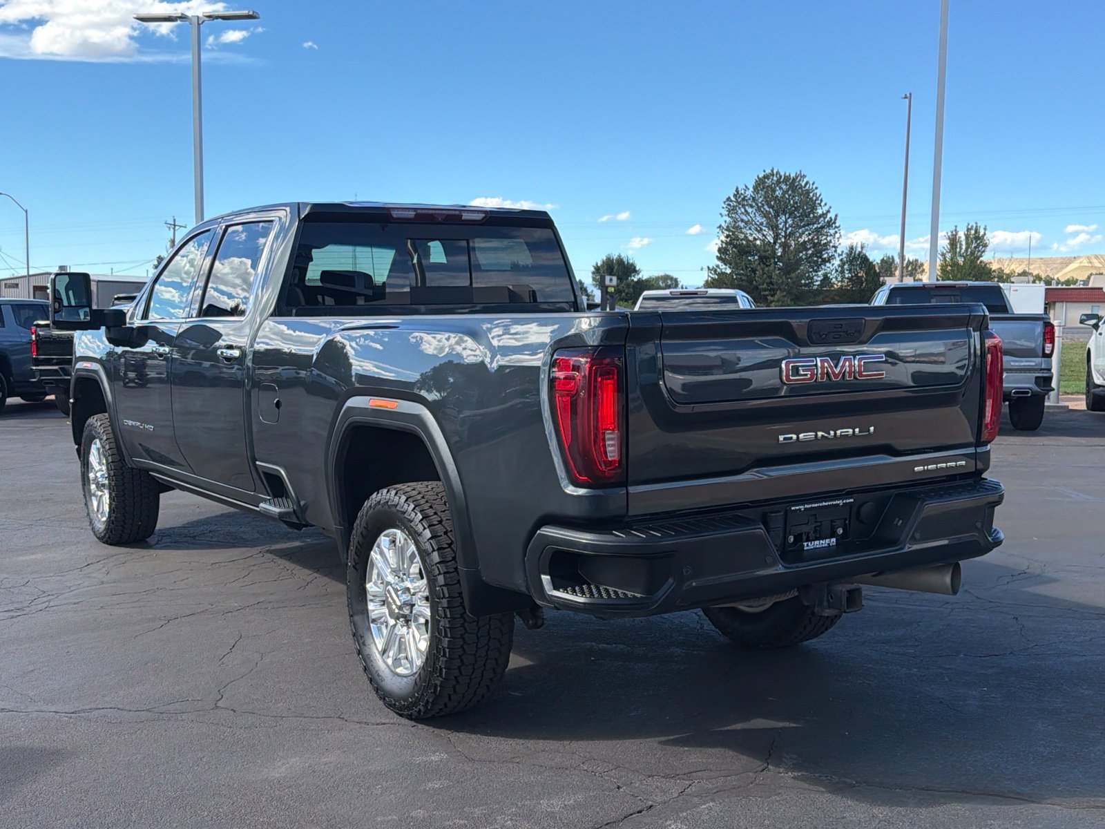 Used 2022 GMC Sierra 3500 Denali AWD/4WD image 6
