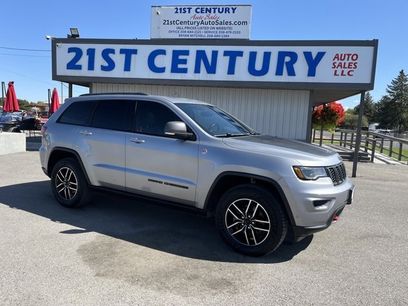 Used 2018 Jeep Grand Cherokee Trailhawk w/ Trailhawk Luxury Group