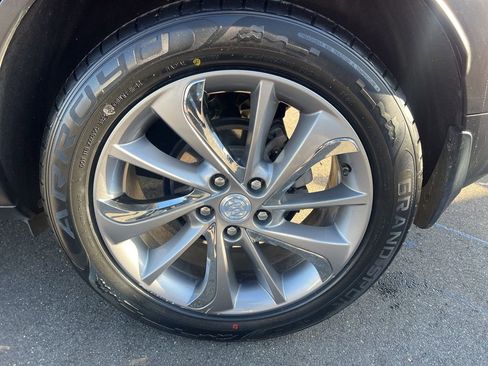 Used 2023 Buick Encore GX Essence w/ Experience Buick Package image 52