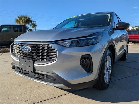 Used 2024 Ford Escape Active image 8