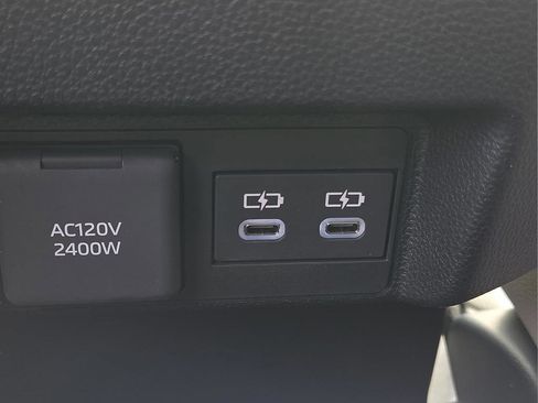 New 2026 Toyota Tacoma Limited AWD/4WD image 15