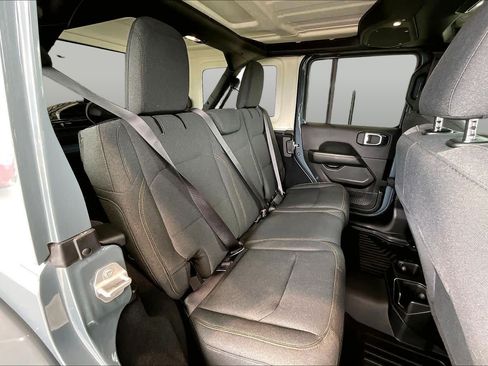 Used 2024 Jeep Wrangler Unlimited Sahara w/ Safety Group AWD/4WD image 21