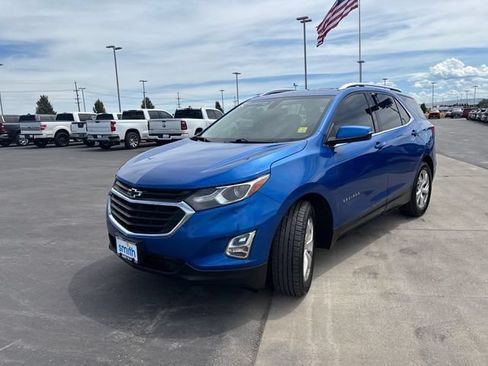 Certified 2019 Chevrolet Equinox LT w/ Sun & Navigation Package FWD image 7