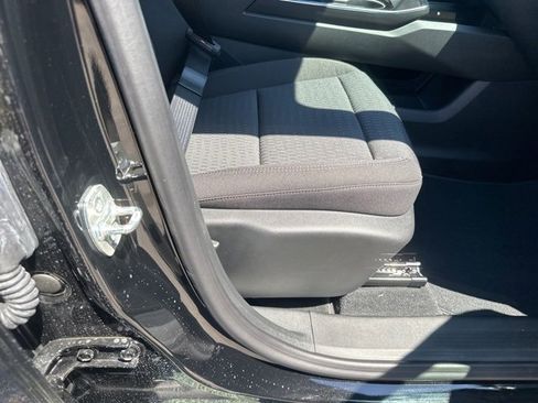 New 2026 Chevrolet Equinox LT image 31