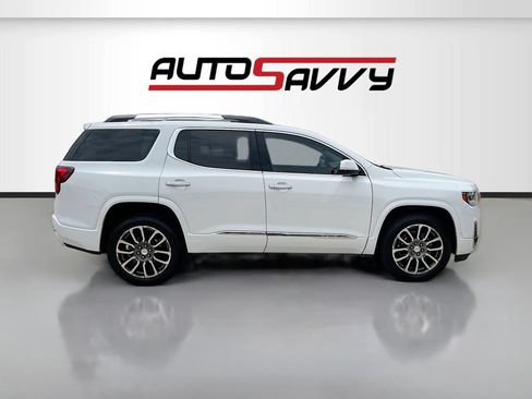 Used 2022 GMC Acadia Denali w/ Denali Ultimate Package FWD image 8