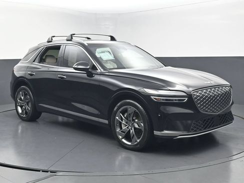 Used 2024 Genesis Electrified GV70 AWD/4WD image 3