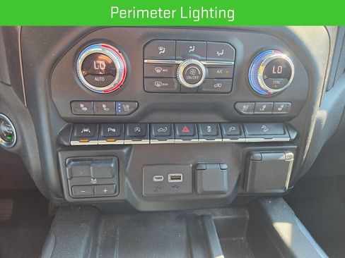 Used 2020 GMC Sierra 1500 AT4 w/ Technology Package AWD/4WD image 31