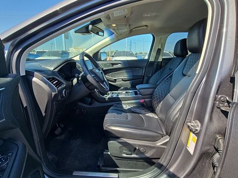 Used 2024 Ford Edge Titanium AWD/4WD image 10