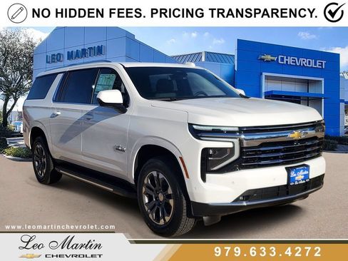 New 2026 Chevrolet Suburban LT w/ Comfort Package RWD image 2