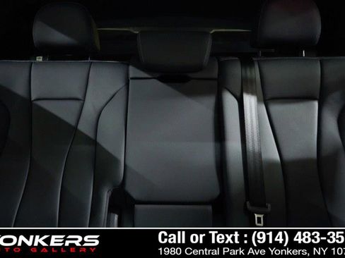 Used 2021 Audi Q8 Premium w/ Black Optic Package image 23