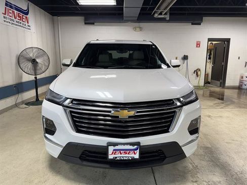 Certified 2022 Chevrolet Traverse Premier AWD/4WD image 2