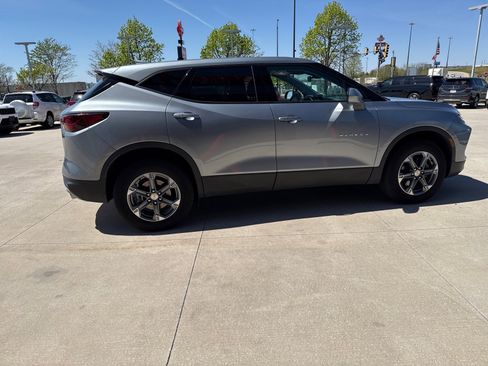 Used 2025 Chevrolet Blazer LT image 5