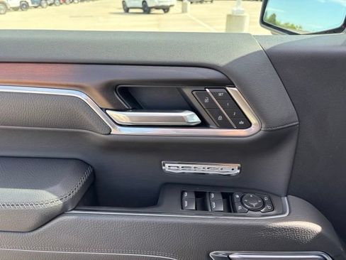 Certified 2025 GMC Sierra 1500 Denali AWD/4WD image 21