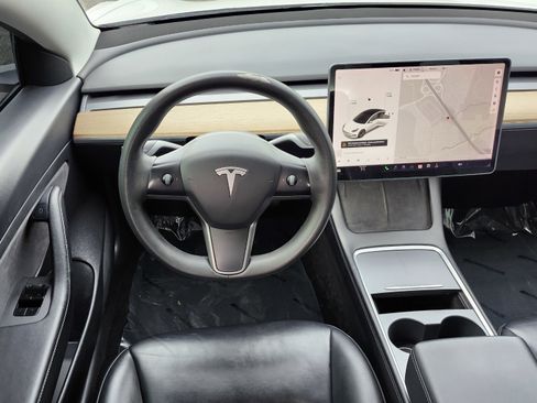 Used 2021 Tesla Model 3 Standard Range Plus image 27