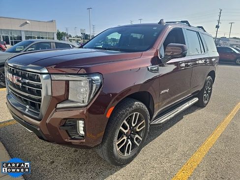 Used 2023 GMC Yukon AT4 w/ Technology Package AWD/4WD image 1