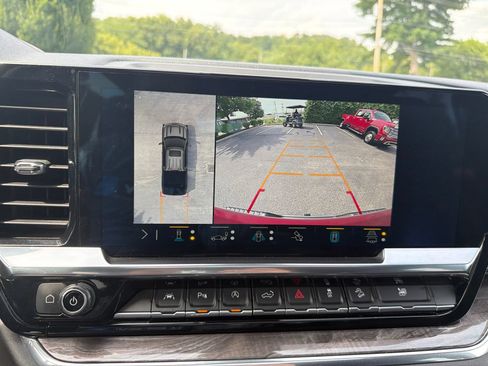 Used 2023 Chevrolet Silverado 1500 LTZ w/ LTZ Premium Package AWD/4WD image 19