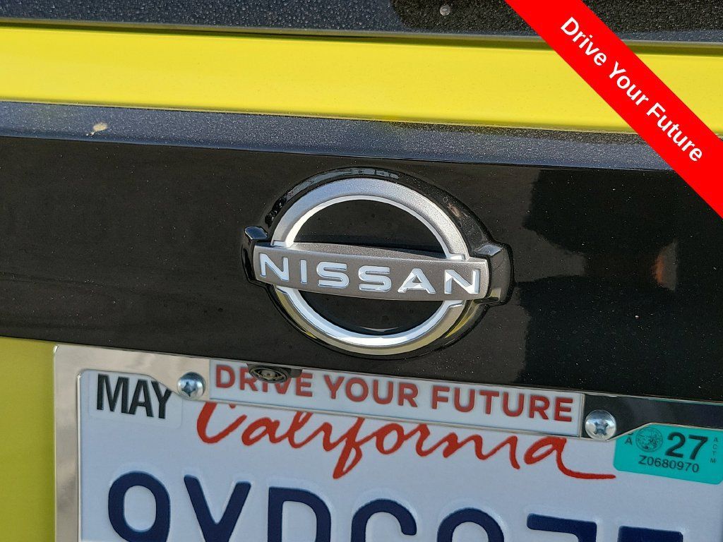 Used 2025 Nissan Kicks SR AWD/4WD image 27