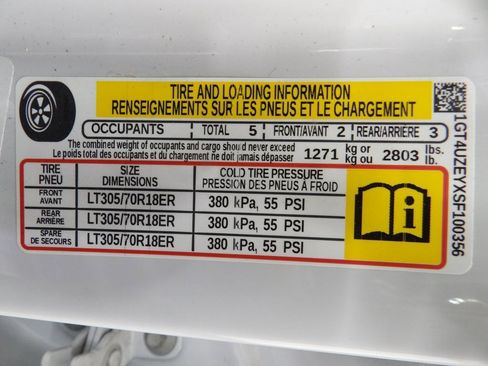 Used 2025 GMC Sierra 2500 AT4X image 66