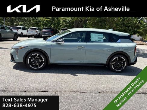 New 2026 Kia K4 EX FWD image 3
