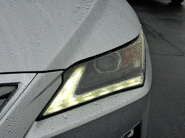 Used 2018 Lexus RX 350L FWD image 9