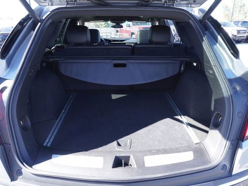 Certified 2025 Cadillac XT5 Premium Luxury image 8