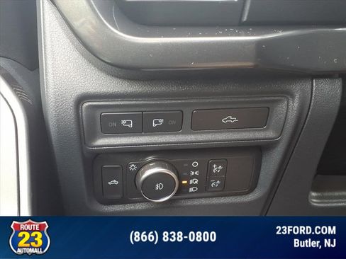 Certified 2022 Ford F150 XLT w/ Equipment Group 302A High image 16