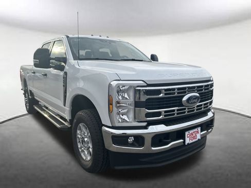 New 2026 Ford F250 XLT w/ FX4 Off-Road Package image 7