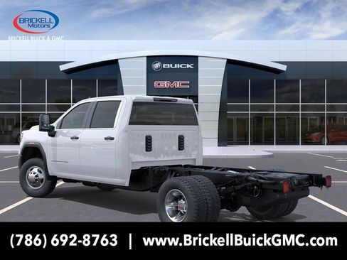 New 2026 GMC Sierra 3500 Pro w/ Convenience Package AWD/4WD image 3
