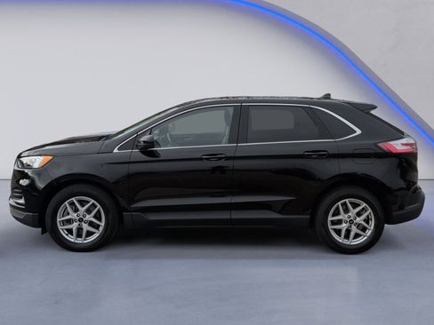 Used 2023 Ford Edge SEL image 5
