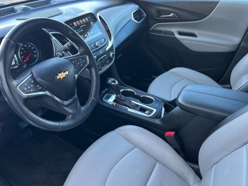 Used 2018 Chevrolet Equinox Premier image 7