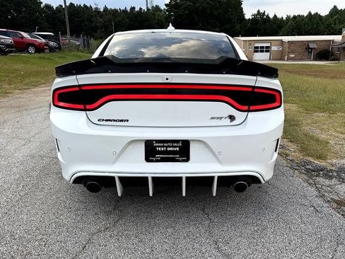 Used 2016 Dodge Charger SRT Hellcat w/ Harman/Kardon Audio Group image 12