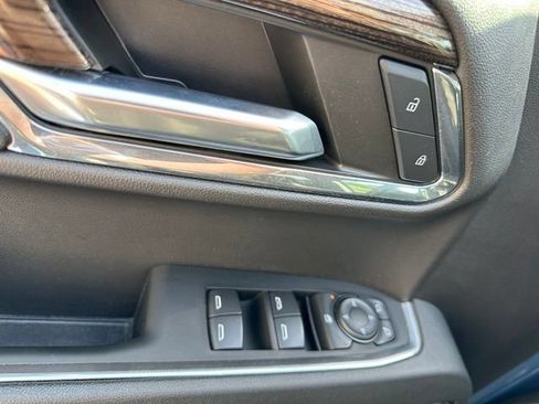 Used 2024 Chevrolet Silverado 1500 LT AWD/4WD image 16