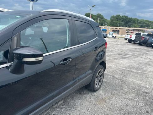 Used 2021 Ford EcoSport Titanium AWD/4WD image 3