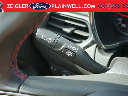 Used 2023 Chevrolet Equinox RS w/ LPO, Floor Liner Package FWD image 24