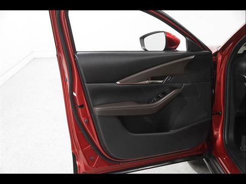 Certified 2023 MAZDA CX-30 AWD 2.5 S w/ Premium Package image 4