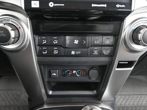 Used 2023 Toyota 4Runner Limited image 36