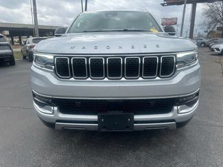 Used 2023 Jeep Wagoneer Series III w/ Preferred Equipment Group RWD video 2