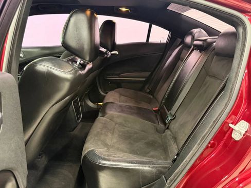 Used 2017 Dodge Charger R/T Scat Pack w/ Driver Confidence Group RWD image 19