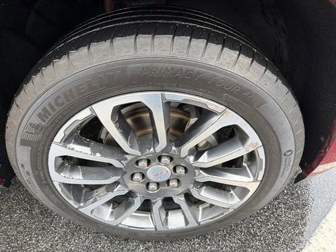 Used 2020 GMC Acadia Denali w/ LPO, Floor Liner Package FWD image 12