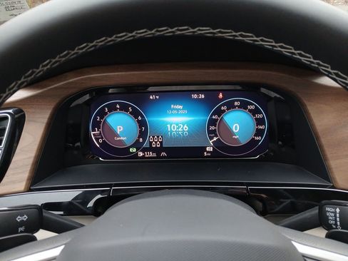 New 2026 Volkswagen Atlas SE image 15