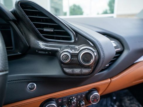 Used 2018 Ferrari 488 Spider RWD image 42