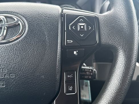 Used 2019 Toyota Tacoma SR5 image 19