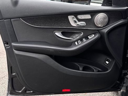 Used 2021 Mercedes-Benz GLC 300 GLC 300 w/ Premium Package image 13