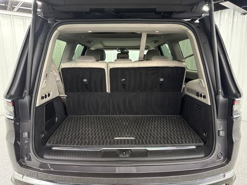 Used 2022 Jeep Grand Wagoneer Series I w/ Flexible Seating Group AWD/4WD image 8