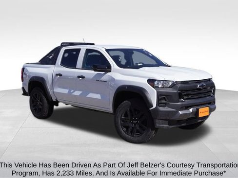 New 2025 Chevrolet Colorado Trail Boss w/ Midnight Edition AWD/4WD image 1