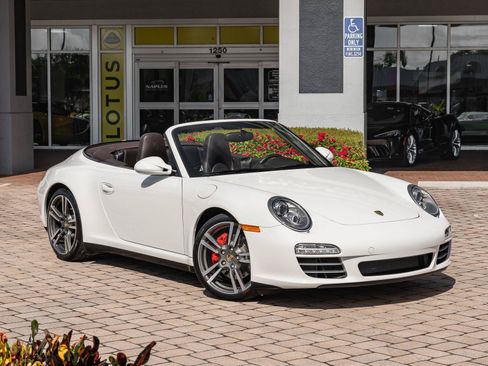 Used 2011 Porsche 911 Carrera 4S AWD/4WD image 3