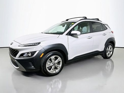 Used 2023 Hyundai Kona SEL AWD/4WD image 3