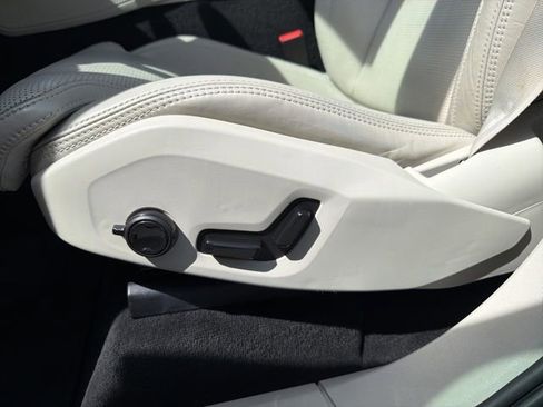 Used 2020 Volvo XC90 T6 Inscription image 11