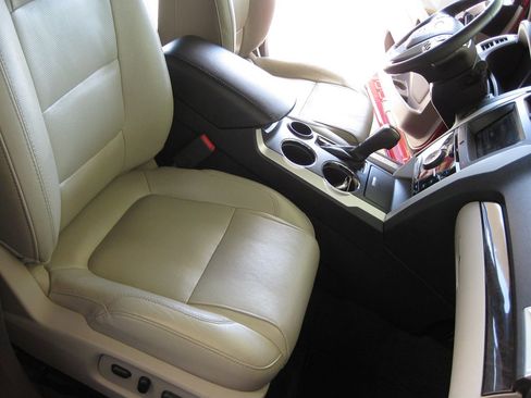 Used 2013 Ford Explorer Limited image 37